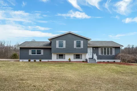 11570 SW Palmer Rd, Heath, OH 43056