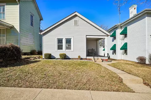 323 E Walnut St, Lancaster, OH 43130 photo 2