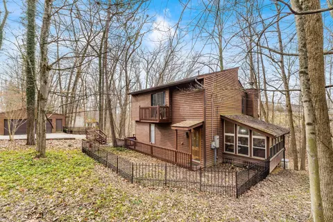 813 Kickapoo Ct, Bremen, OH 43107