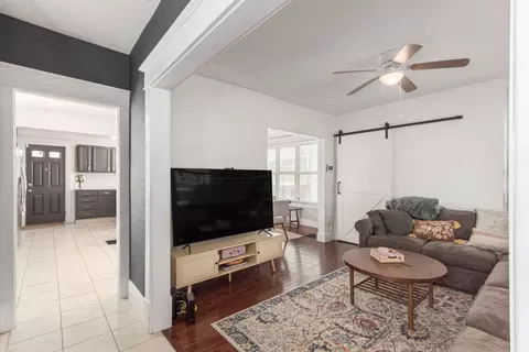 301 E Moler St, Columbus, OH 43207 photo 3