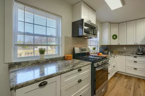Kitchen - 6337 W Jisco West Rd, Jackson, OH 45640 photo 3 of 4