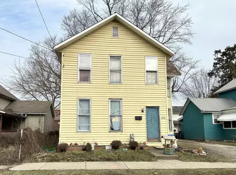 210 Wilson St, Newark, OH 43055