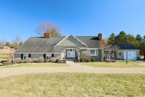 2285 Pleasantville Rd, Lancaster, OH 43130
