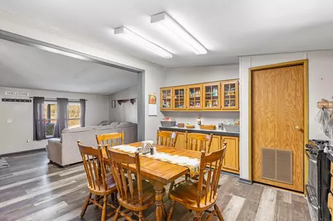 134 11th St, Corning, OH 43730 photo 18
