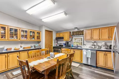 134 11th St, Corning, OH 43730 photo 17