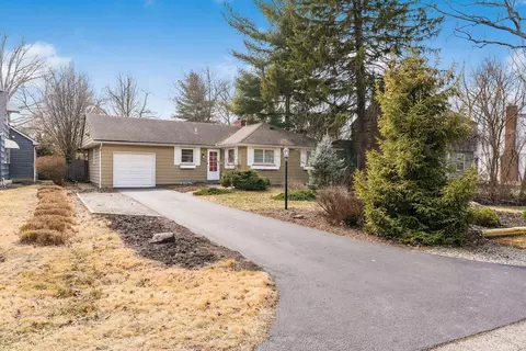 411 Canyon Dr, Columbus, OH 43214
