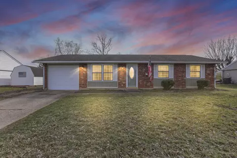 1730 Chippewa Dr, Circleville, OH 43113