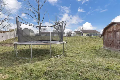 1730 Chippewa Dr, Circleville, OH 43113 photo 28