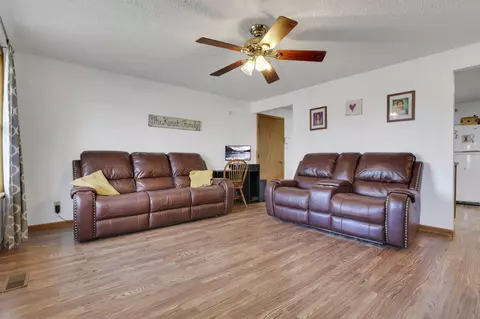 1730 Chippewa Dr, Circleville, OH 43113 photo 6