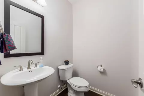 Bath - 6717 Vineyard Haven Loop, Dublin, OH 43016 photo 3 of 4