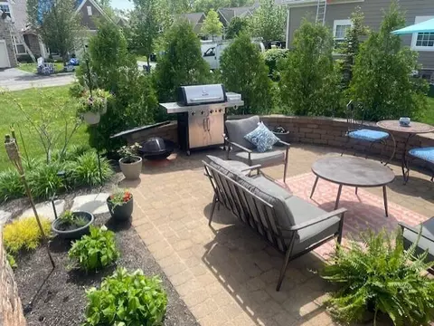 Exterior - 6717 Vineyard Haven Loop, Dublin, OH 43016 photo 6 of 11