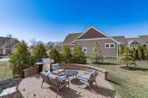 Exterior - 6717 Vineyard Haven Loop, Dublin, OH 43016 photo 4 of 11