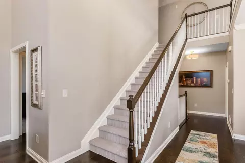 Entry Way - 6717 Vineyard Haven Loop, Dublin, OH 43016 photo 5 of 9
