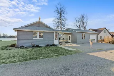 7690 Walnut St, Russells Point, OH 43348