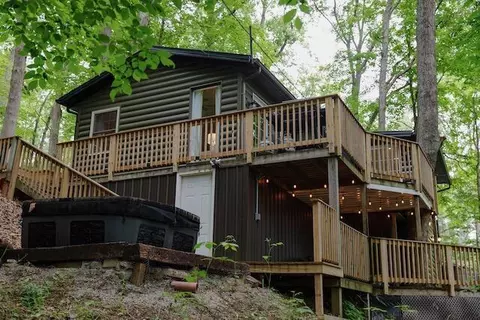 1082 Township Road 2916, Perrysville, OH 44864