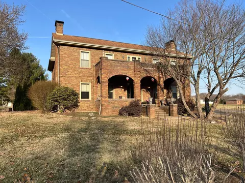2960 S River Rd, Zanesville, OH 43701
