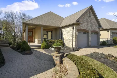 5869 Dyrham Park, Dublin, OH 43017