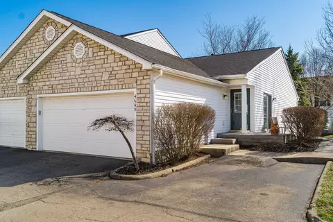 4649 Parrau Dr #68E, Columbus, OH 43228