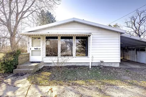 165 Taylor St, Fredericktown, OH 43019
