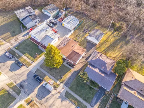 1664 Deporres Dr, Columbus, OH 43219