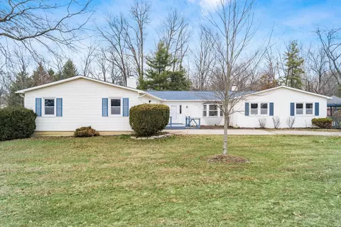 107 Cherry Blossom Rd, Pataskala, OH 43062