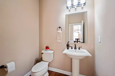 Bath - 8073 Coldwater Dr, Powell, OH 43065 photo 7 of 9
