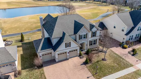 View/Area - 8073 Coldwater Dr, Powell, OH 43065 photo 1 of 8