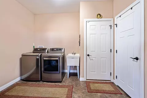 Other - 8073 Coldwater Dr, Powell, OH 43065 photo 1 of 8