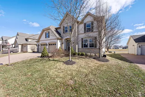 Exterior - 8073 Coldwater Dr, Powell, OH 43065 photo 2 of 7