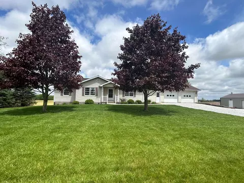 7151 County 199 Rd, Centerburg, OH 43011