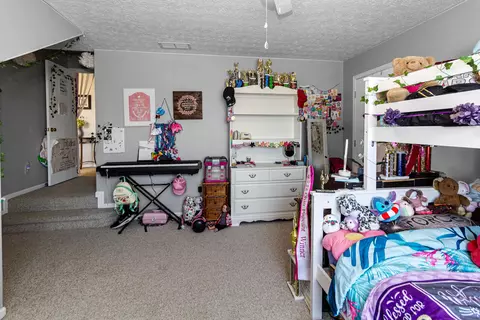 Bedroom - 100 Millcroft Pl, Delaware, OH 43015 photo 4 of 5