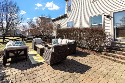 Exterior - 100 Millcroft Pl, Delaware, OH 43015 photo 3 of 7