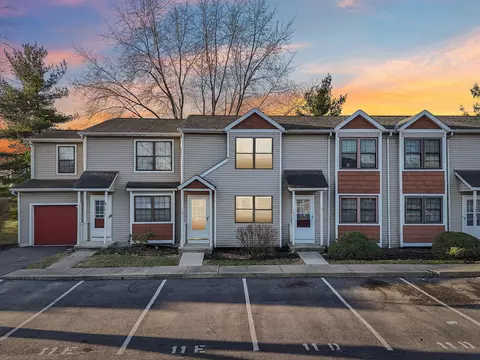 1013 Philadelphia Dr #11E, Westerville, OH 43081