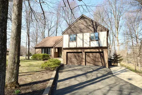 1140 Maple Ln NE, Lancaster, OH 43130