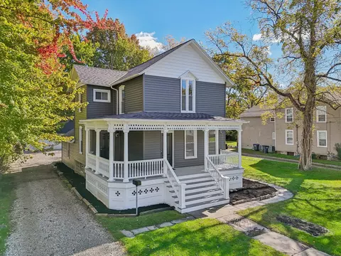 235 N Main St, Oberlin, OH 44074