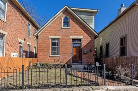 682 Mohawk St, Columbus, OH 43206
