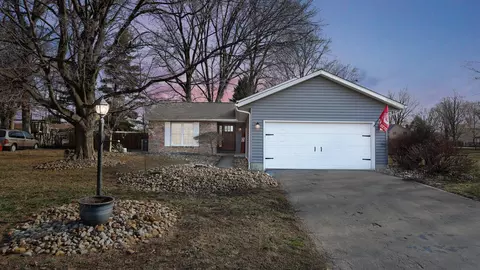 11448 Forest Ln Ave, Pickerington, OH 43147
