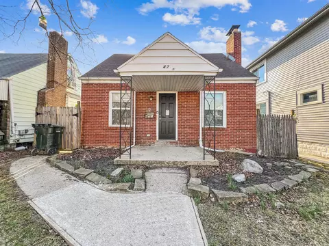 471 Whitethorne Ave, Columbus, OH 43223
