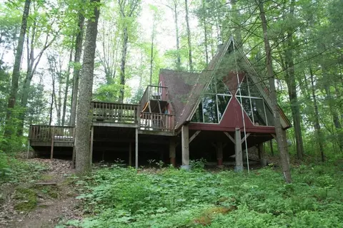 18811 Indigo Ln, Rockbridge, OH 43149