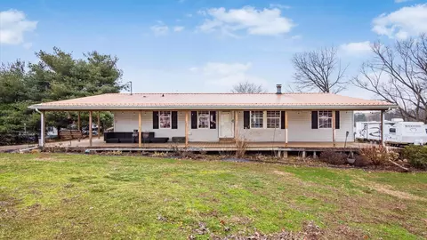 484 Manning St, Newark, OH 43055