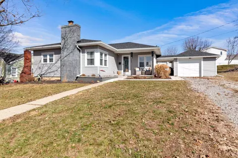 104 Parkview Ave, Circleville, OH 43113