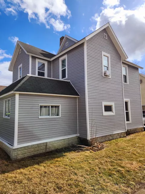 881 E Church St, Marion, OH 43302