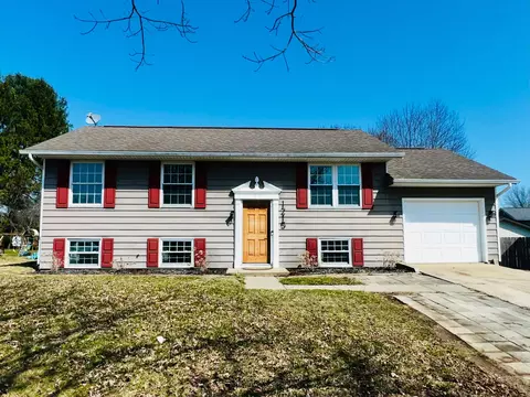 1215 Coventry Cir, Lancaster, OH 43130