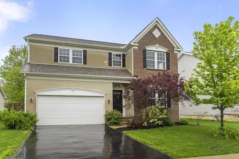 82 Delaware Dr, Delaware, OH 43015