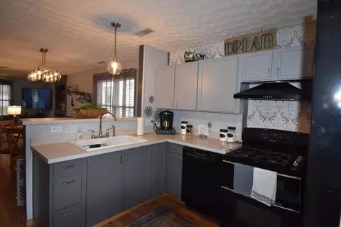112 Simon St, Delaware, OH 43015 photo 8