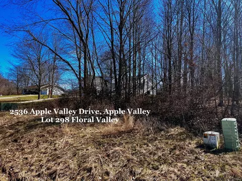 2536 Apple Valley Dr, Howard, OH 43028