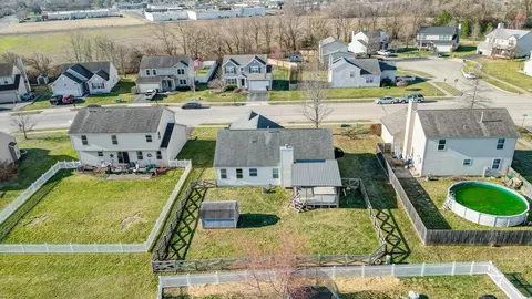 View/Area - 230 Sycamore Dr, Circleville, OH 43113 photo 4 of 4