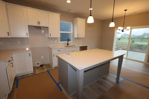 Kitchen - 7113 Unitas Loop, Powell, OH 43065 photo 1 of 3