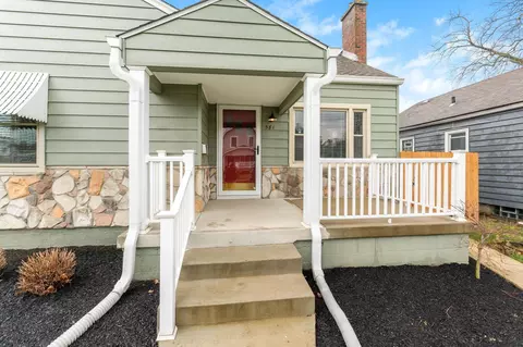 Exterior - 581 E Moler St, Columbus, OH 43207 photo 4 of 10