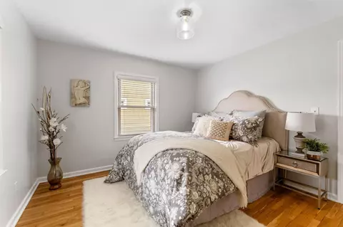 Bedroom - 581 E Moler St, Columbus, OH 43207 photo 1 of 11